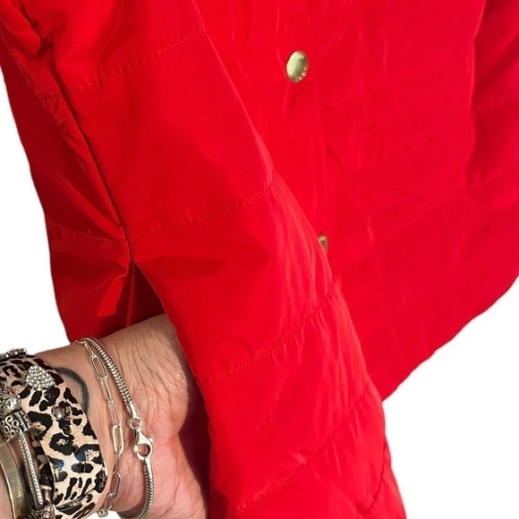 Michael Kors Women’s a button Down Lightweight Vest - Picture 2 of 8